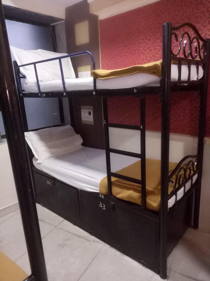 Bandra Dormitory Only For Indian Mumbai Bagian luar foto