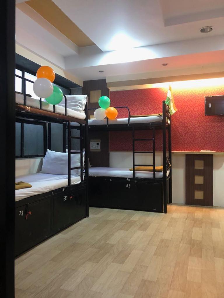 Bandra Dormitory Only For Indian Mumbai Bagian luar foto