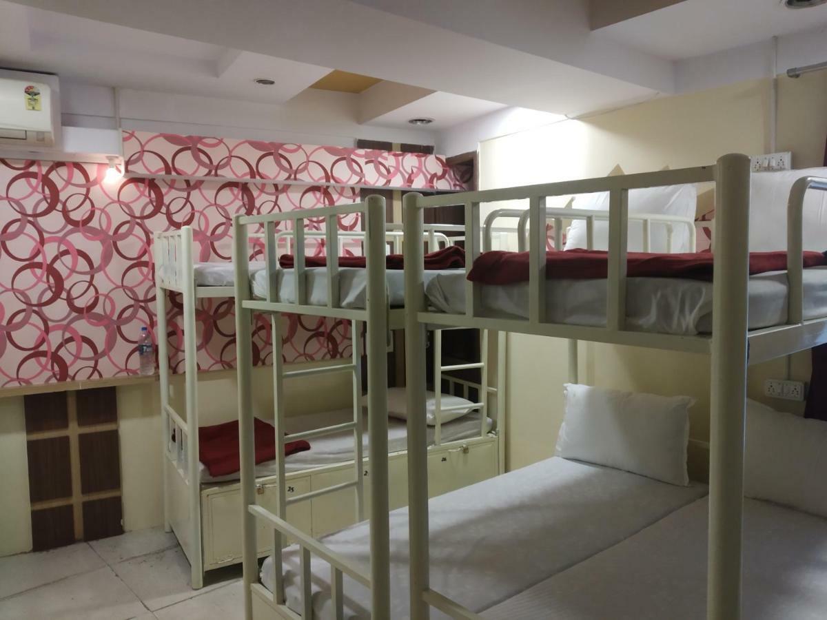 Bandra Dormitory Only For Indian Mumbai Bagian luar foto